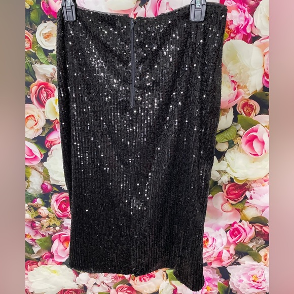 Gibson Latimer Black Sequin Skirt Size M - Picture 2 of 3
